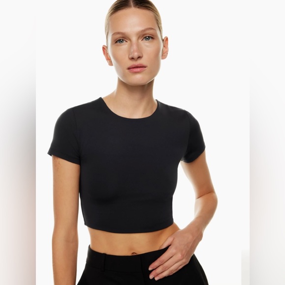 Aritzia Tops - ❌SOLD❌ BABATON Crew Cropped TShirt